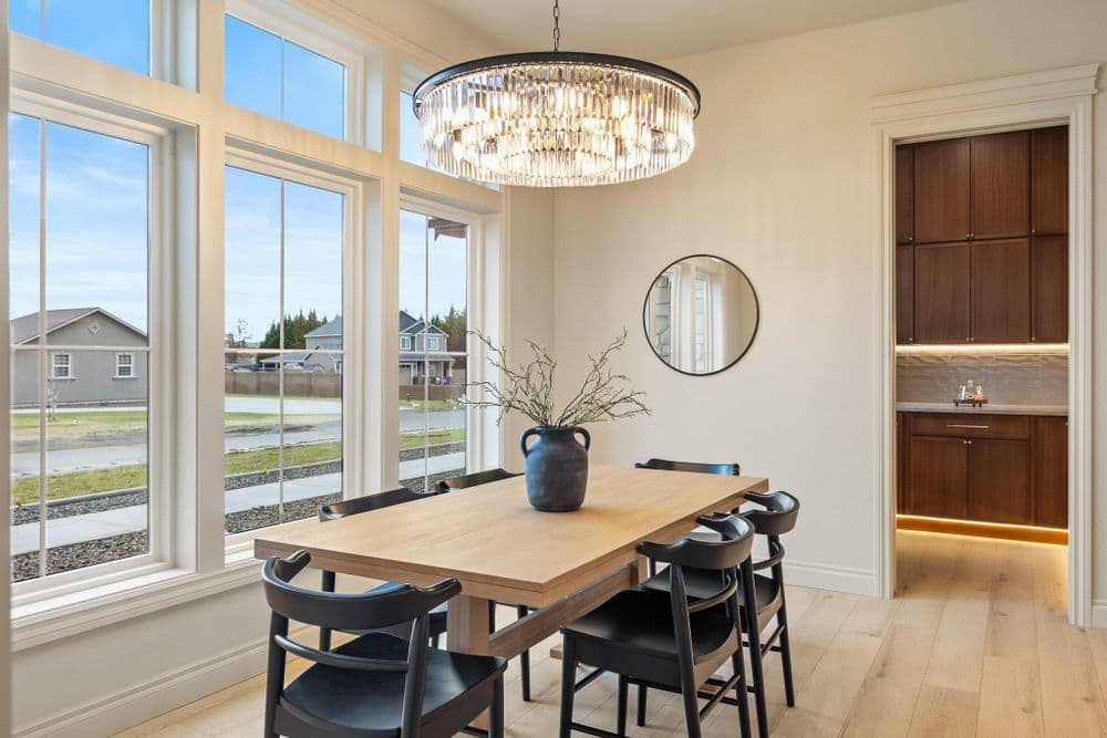 From Dull to Dazzling: How Expert Techniques Revitalize Your Property's Exterior image